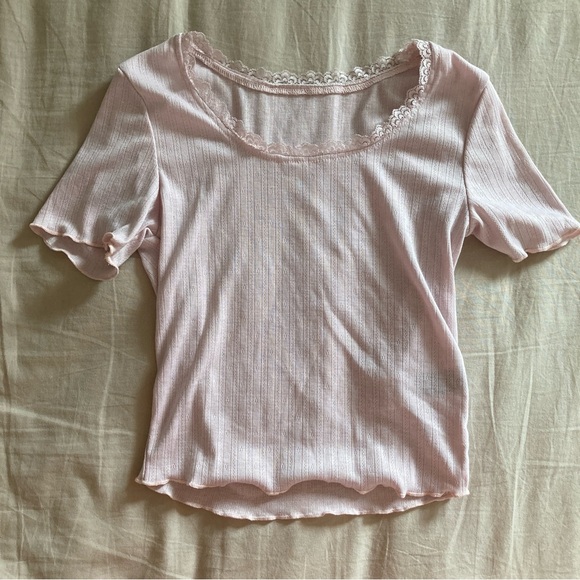 Light pink summer top (free with purchase) - Picture 1 of 2